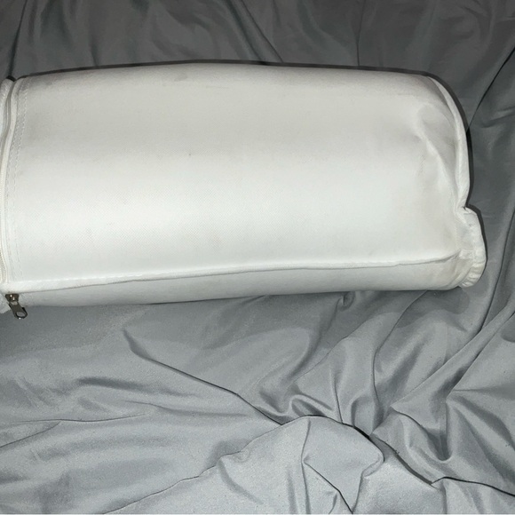 MZOIMZO BED PILLOWS 2 COOLING PILLOWS, SIDE,STOMACH,AND BACK SLEEPERS BRAND NEW - Picture 16 of 16
